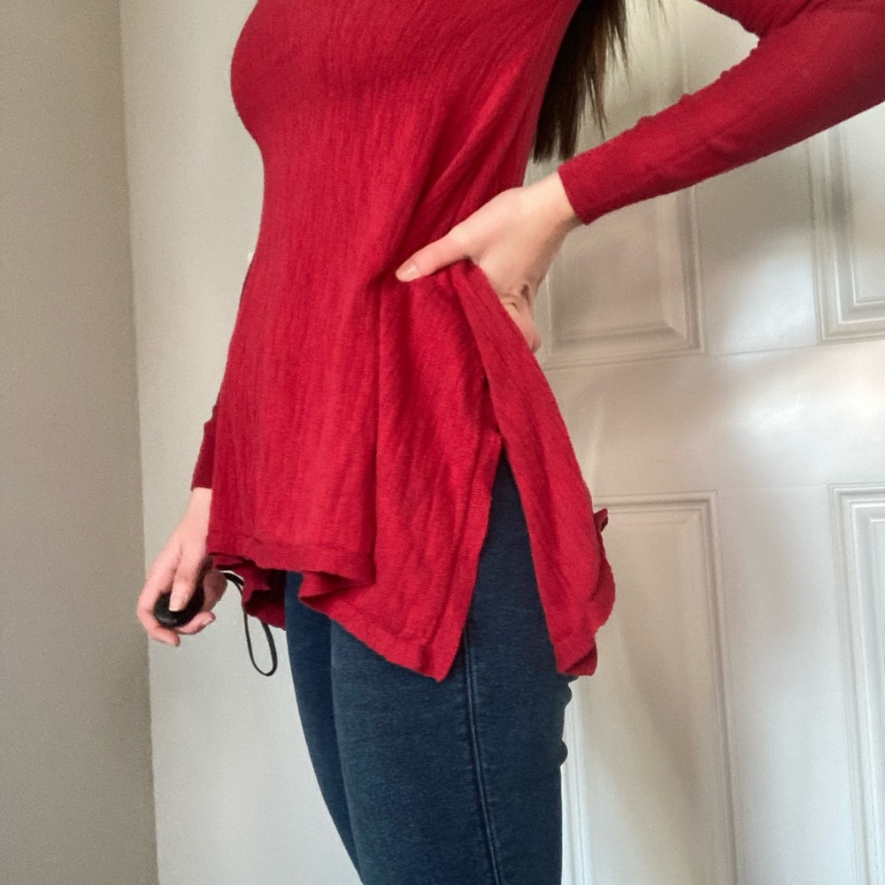 Sweater - Picture 8 of 8